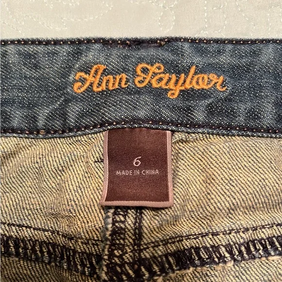 Ann Taylor Denim Skirt Size 6 - Picture 8 of 11